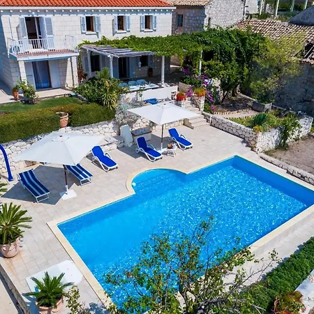 Zeus Villa Orasac